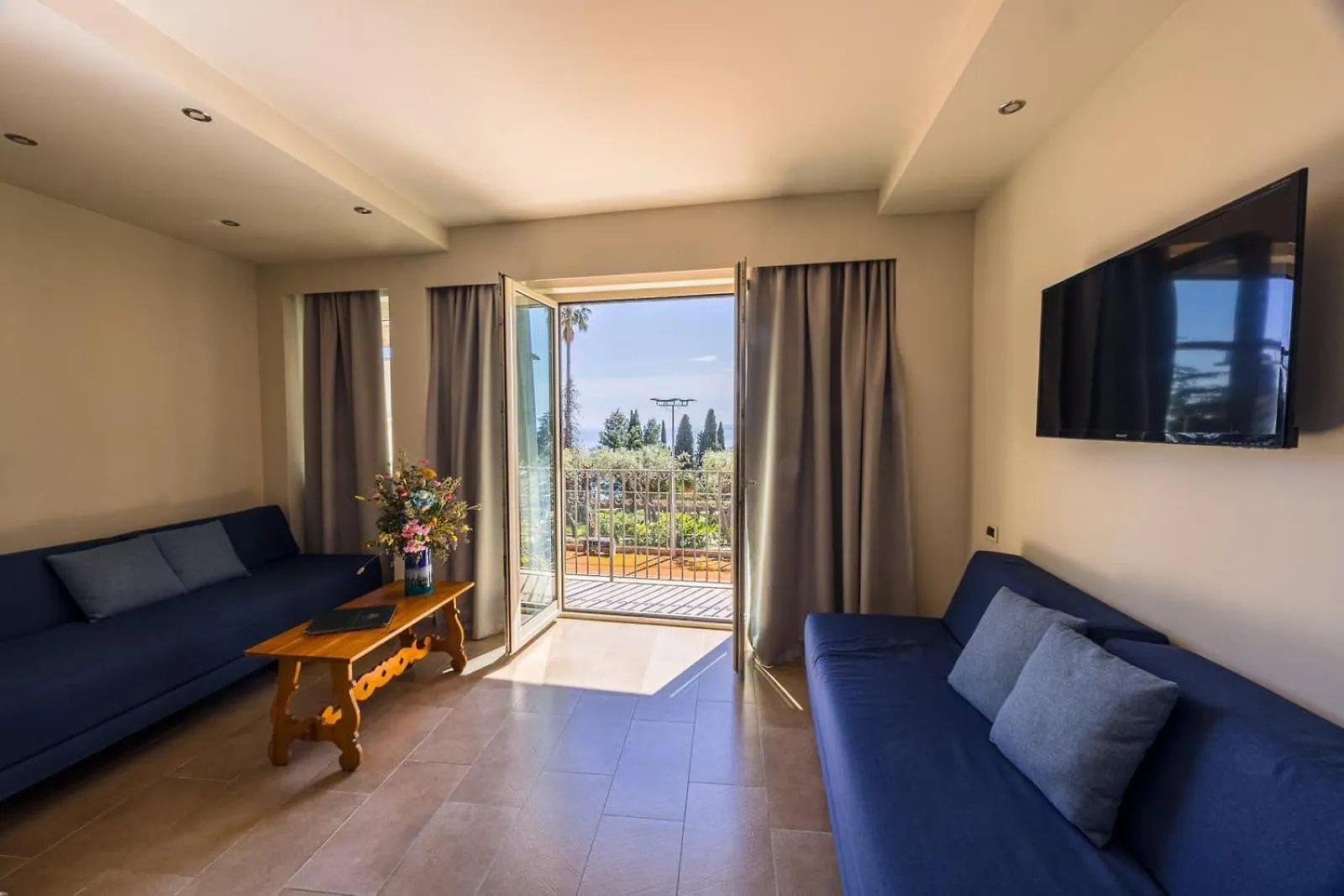 Hotel Villa Paradiso Таормина Италия